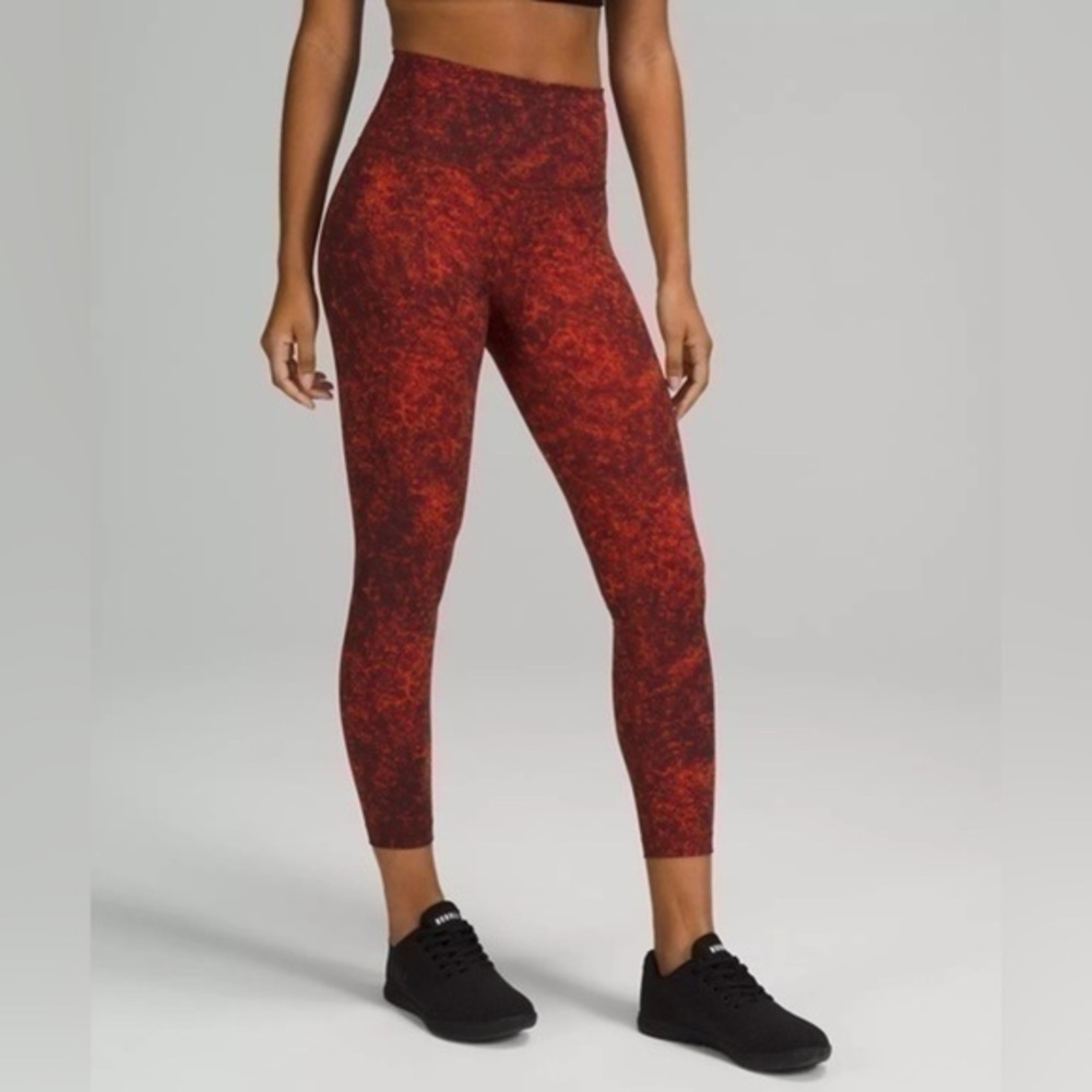 NWT Lululemon Wunder Train HR Tight 25” Size 20 Denim wash Autumn red bl…